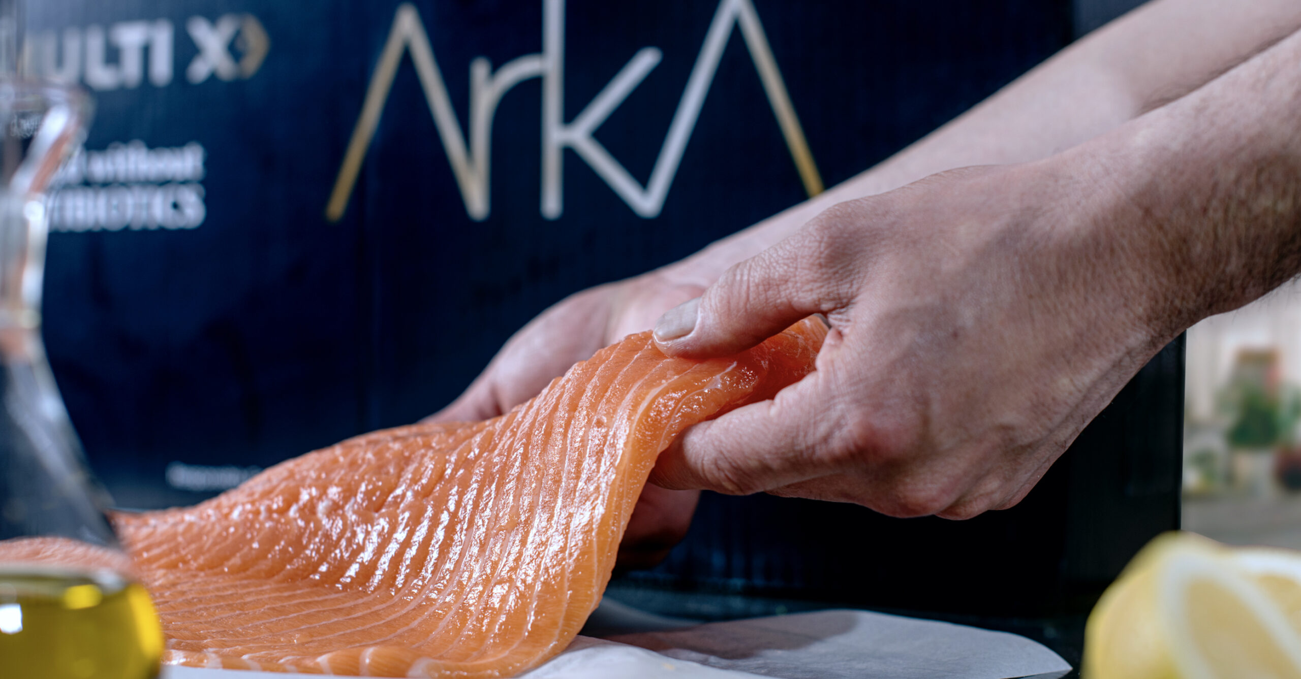 Multi X presenta Arka, la primera línea de salmón del mundo ultra Premium